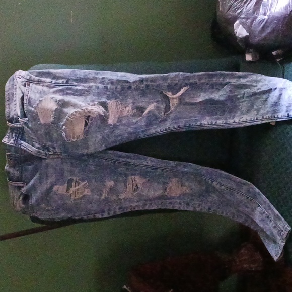 American Eagle Jean's - Picture 2 of 4